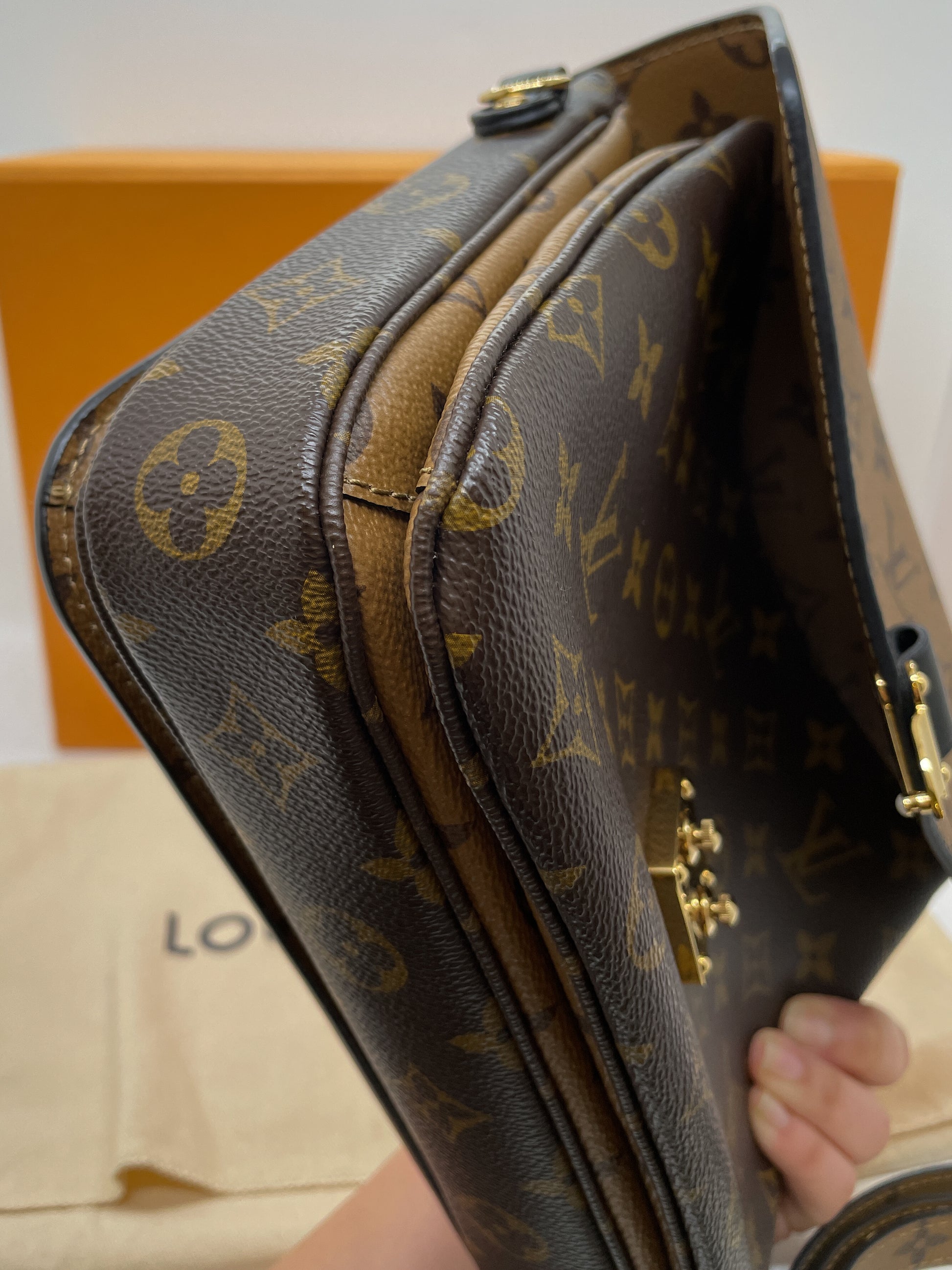 Louis Vuitton Monogram Reverse Canvas Side Up Card Holder - Yoogi's Closet