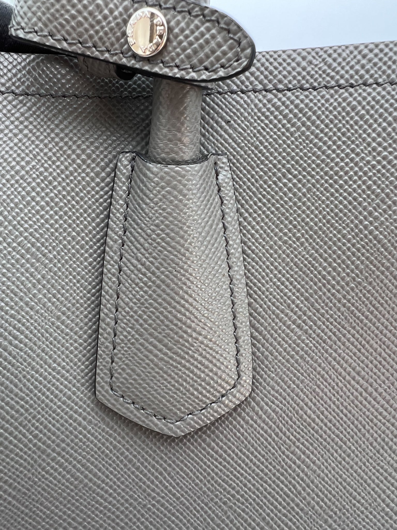 Prada Grey/Burgundy Saffiano Cuir Leather Medium Double Handle Tote at  1stDibs